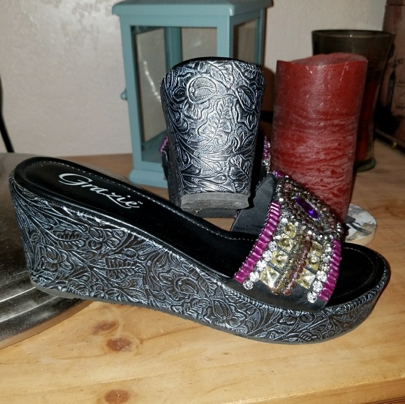 🌹 GRAZIE PURPLE BROACH PLATFORM SANDLES - Picture 2 of 5